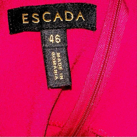 👠 💎 ESCADA Vintage 80s Magenta Draped Cape Holiday Dress | Cocktail Glam EU 46 - Picture 7 of 7